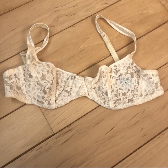 Dior Other - Dior 34B vintage bra